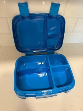 Blue Divided Bentgo Lunchbox with Secure Latches